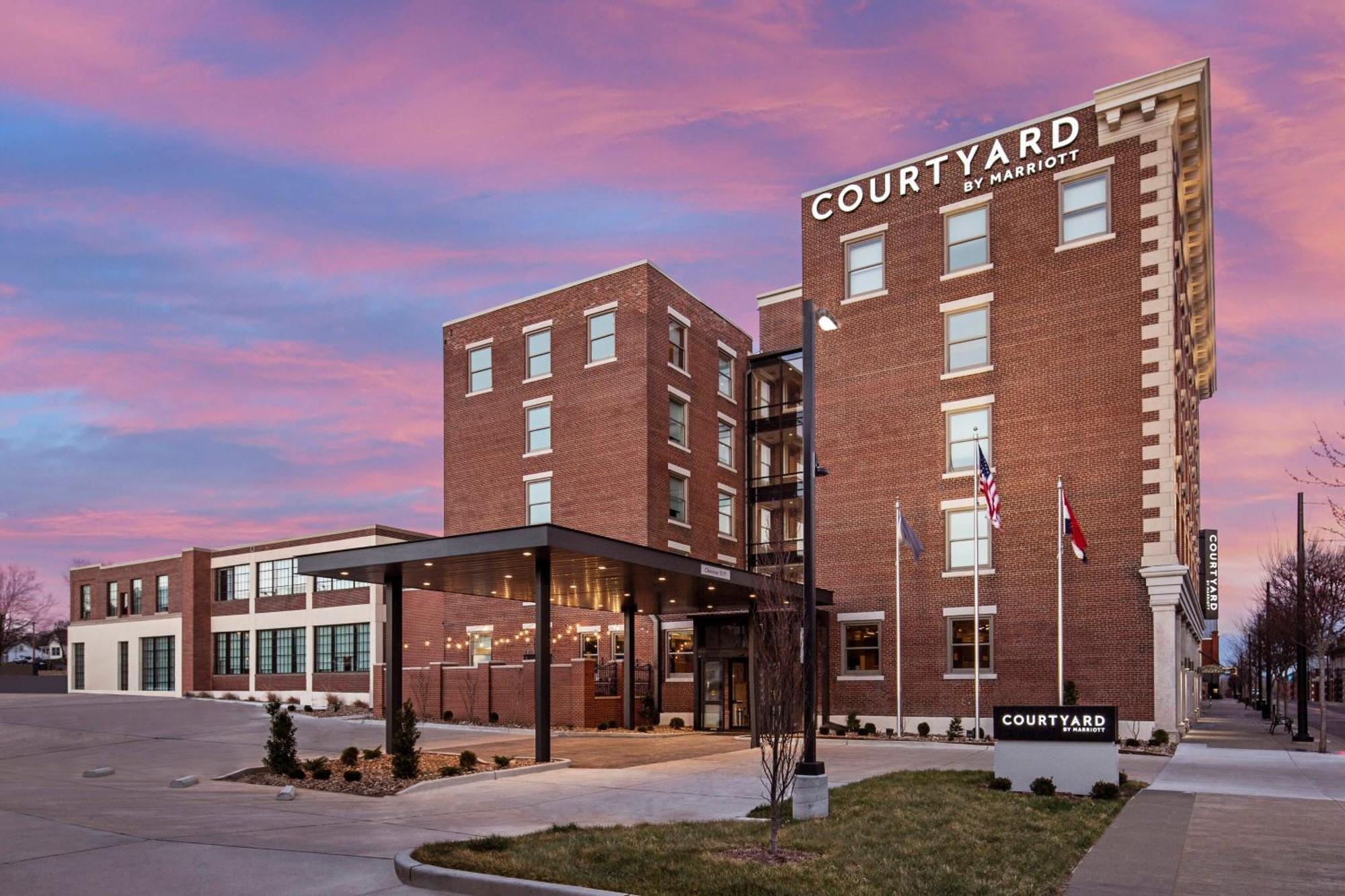 Courtyard By Marriott Downtown Hotel Cape Girardeau